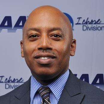 Profile Picture of Marcus Clarke (@OzMyHomeMAC) on Twitter