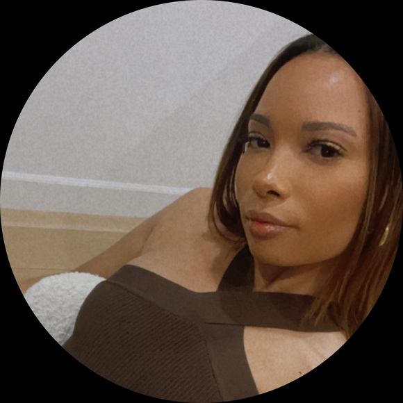 Profile Picture of Brianna Fountain (@br1annaashley) on Poshmark
