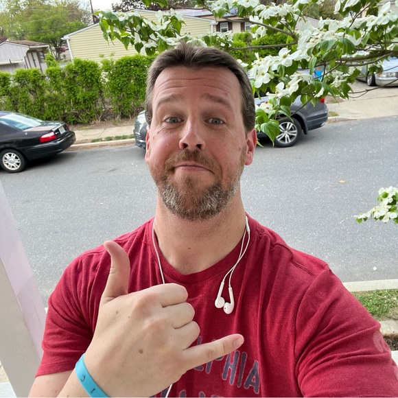 Profile Picture of Jason Keyser (@jasonkeyser79) on Poshmark