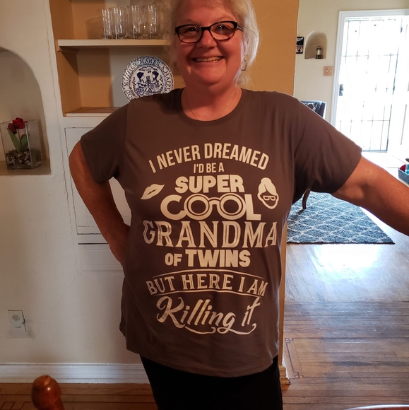 Dawn Bonnema - Poshmark Profile Picture of Dawn Bonnema (@dawnbonnema) on Poshmark