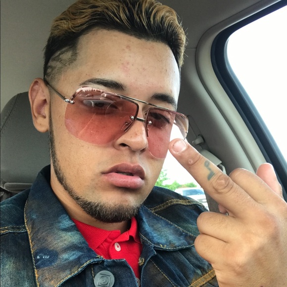 Profile Picture of Aaron Munoz (@jayko13) on Poshmark