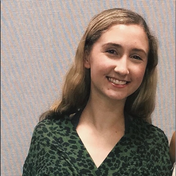 Profile Picture of Sofie Duffner (@sofieduffner) on Poshmark