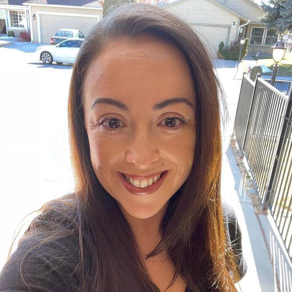 Profile Picture of Sophia Allec (@sophialabranch) on Poshmark
