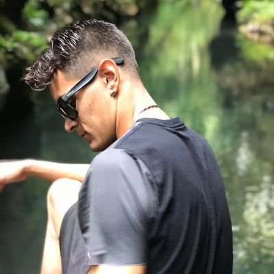 Profile Picture of Bender Leonardo (@Leonard94339772) on Twitter