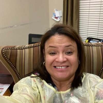 Profile Picture of Luz Cintron (@luzcintron15) on Twitter