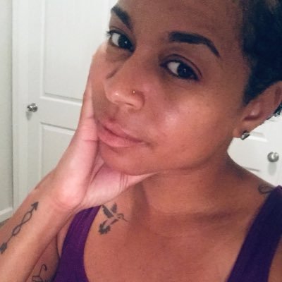 Profile Picture of Crystal Simms (@latsyrc8181) on Twitter