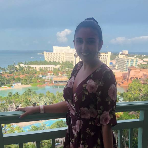 Profile Picture of Daniella Ferranti (@d_ferranti) on Poshmark