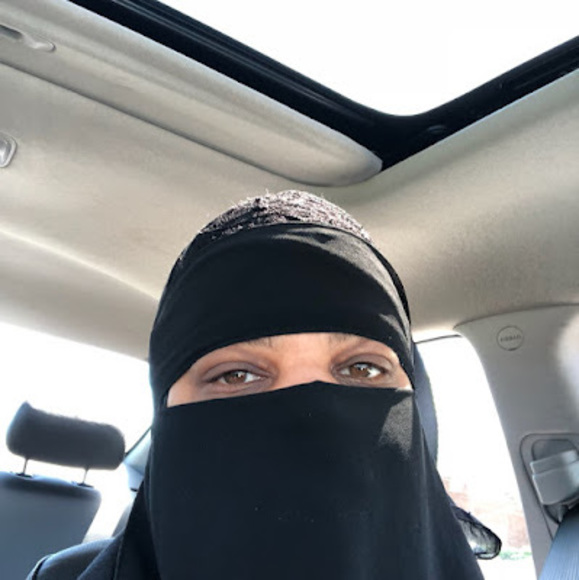 Profile Picture of Kenya Scarborough (@kscar4) on Poshmark