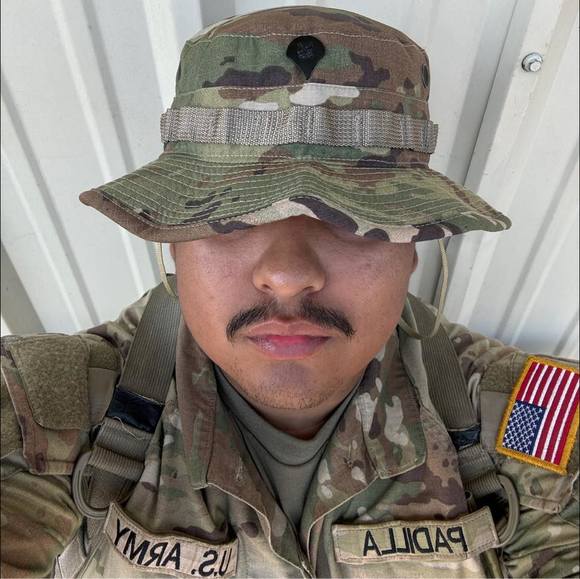 Profile Picture of Bryan Padilla (@padillabryan646) on Poshmark