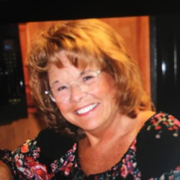 Profile Picture of Paula Vallance (@pvallance2) on Poshmark