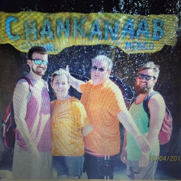 Profile Picture of Lori Laporte (@designbylori) on Poshmark