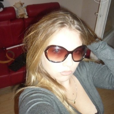 Profile Picture of Vicky Ware (@VickyWa71882146) on Twitter