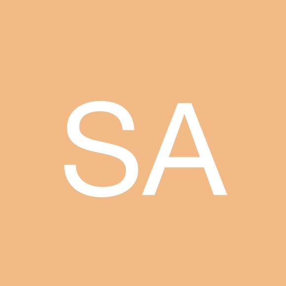 Profile Picture of Skyler Apala (@skylerapala) on Poshmark