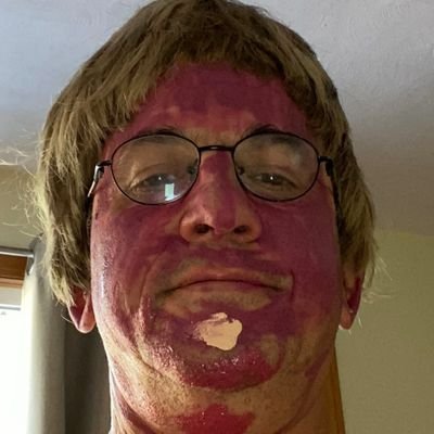 Profile Picture of Leo A Kovalik Jr (@Chute_Stephanie) on Twitter