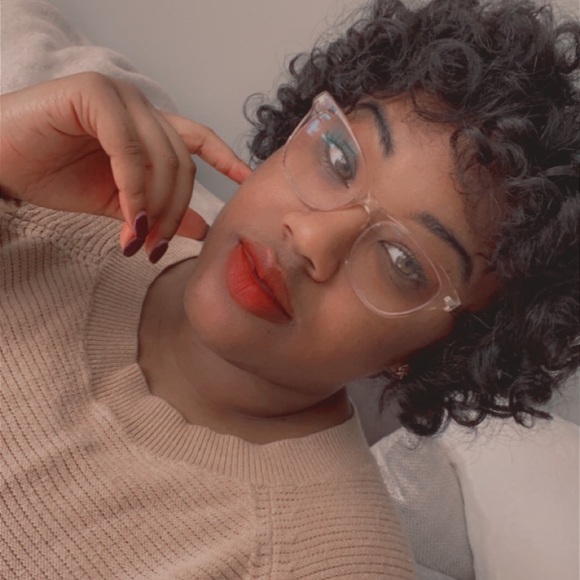 Profile Picture of Mzidolized Humbled (@cphillips009) on Poshmark