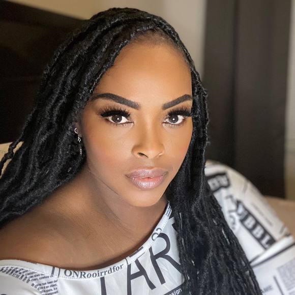 Junerous Timmons - Poshmark Profile Picture of Junerous Timmons (@justjunerous) on Poshmark