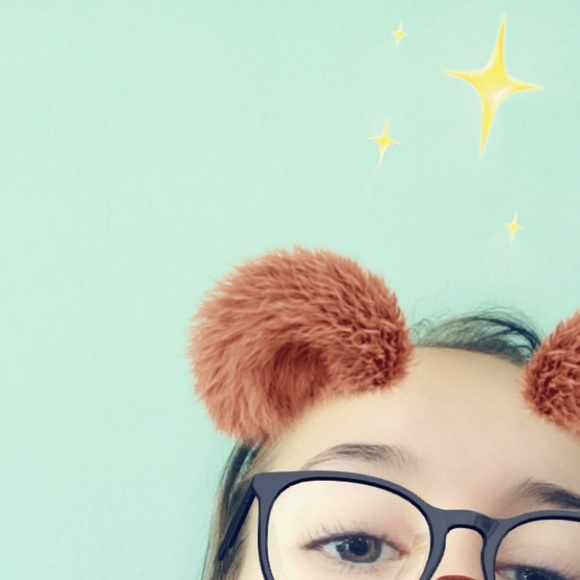 Profile Picture of Kylee Copenhaver (@kcopenhaver318) on Poshmark