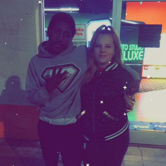 Adreanna Duncan - Poshmark Profile Picture of Adreanna Duncan (@ifuxkedyabitxh) on Poshmark