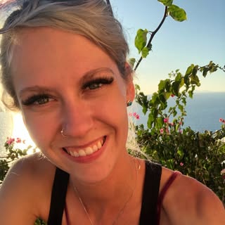 Profile Picture of Alysia Simek Wagner (@alysia.in.wonderland) on Instagram