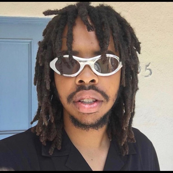 Profile Picture of Daniel Murguia (@yungdan69) on Poshmark