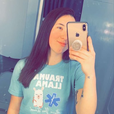 Profile Picture of Catie (@catiesmith12) on Twitter
