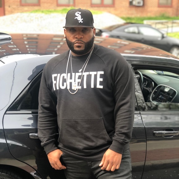 Profile Picture of Dwayne Duhaney (@dwayne241) on Poshmark