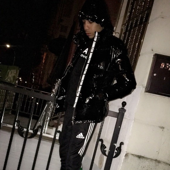 Profile Picture of Andrew Smalls (@andrews116) on Poshmark