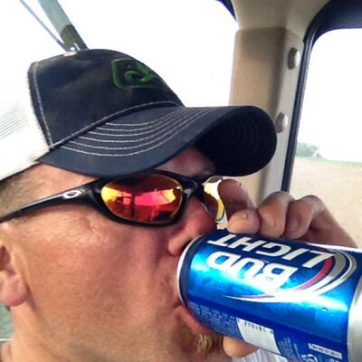 Profile Picture of Tony Gorrell (@llerrogynot) on Twitter