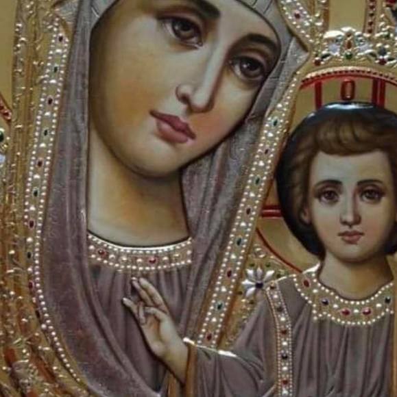 Profile Picture of Ova Ova (@varazdat223) on Poshmark