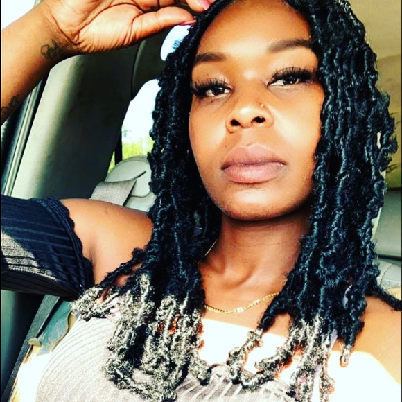 Profile Picture of Jacquelyn Sims (@jacquelyn_sims) on Poshmark