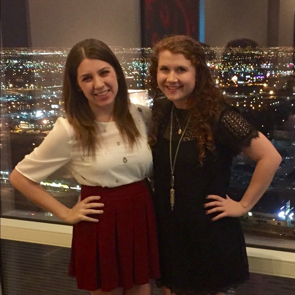 Profile Picture of Hailey Armstrong (@haileyarmstrong) on Poshmark