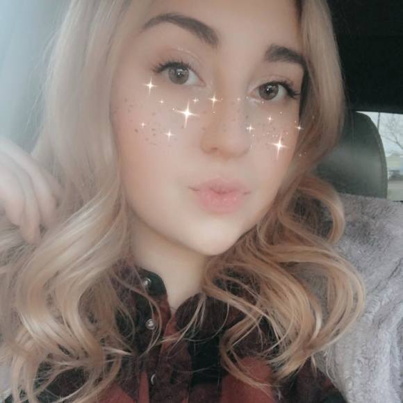 Profile Picture of Erica Pike (@ericapike) on Poshmark