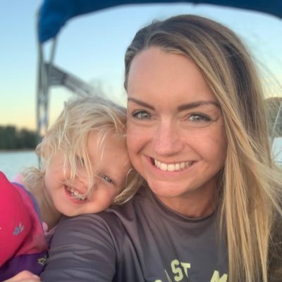 Profile Picture of Stephanie Hackney (@lilHackney) on Twitter
