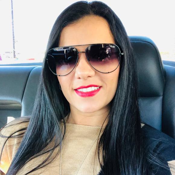 Profile Picture of Adriana Suarez (@adrianasuare902) on Poshmark