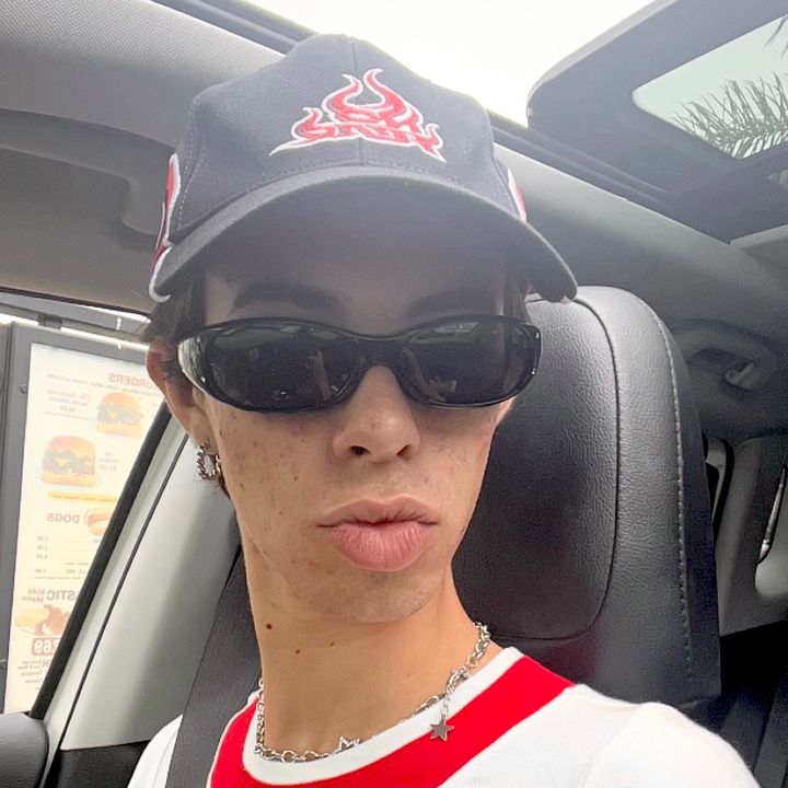 Profile Picture of Brandon Crum (@@brandoncrum05) on Tiktok