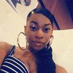 Profile Picture of Crystal Sade' 🌍🌙🌻🌿🌏 (@omgcrys) on Instagram