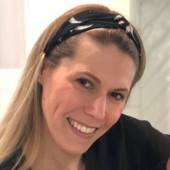 Profile Picture of Sandra Adest (@busymom14112) on Poshmark