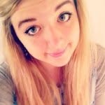 Profile Picture of Sabrina (@sabrinahook) on Instagram