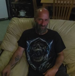 Profile Picture of Mike Deslauriers (@mike.deslauriers.16) on Facebook