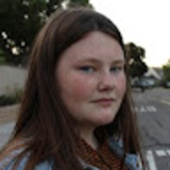 Profile Picture of Alannah Sinclair (@alannahsincl990) on Poshmark