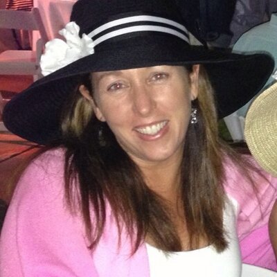 Profile Picture of Lisa Travis (@Trav_sac) on Twitter