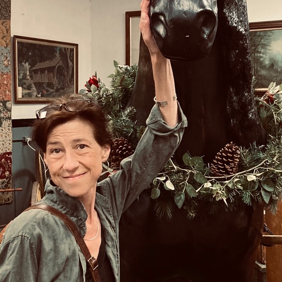 Profile Picture of Christen Pavich (@c_pavich) on Poshmark