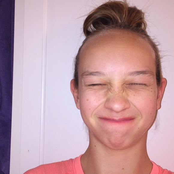 Profile Picture of Liv Pluhar (@liv_pluhar) on Poshmark