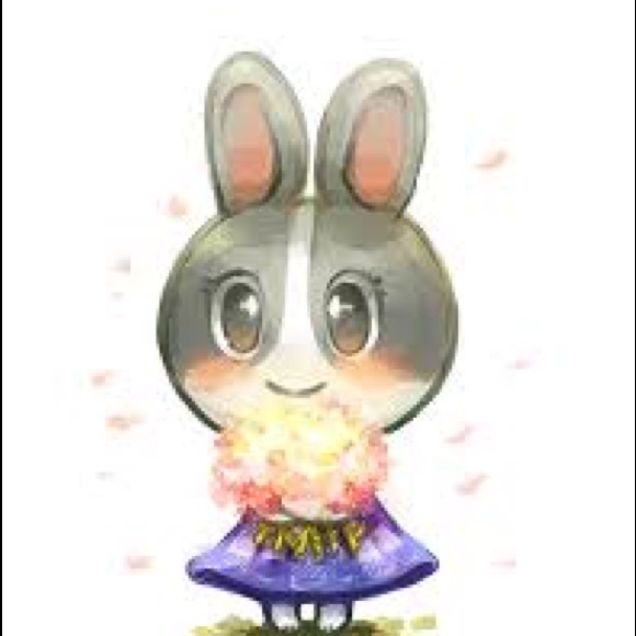 Profile Picture of Mitsuko Kosik (@mbunny97) on Poshmark