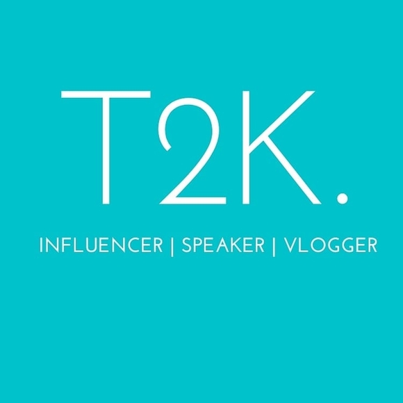 Profile Picture of Tiangey Coomber (@tiacoomber) on Poshmark