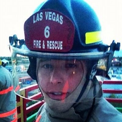 Profile Picture of Fernando Cancel (@JakeFireFighter) on Twitter