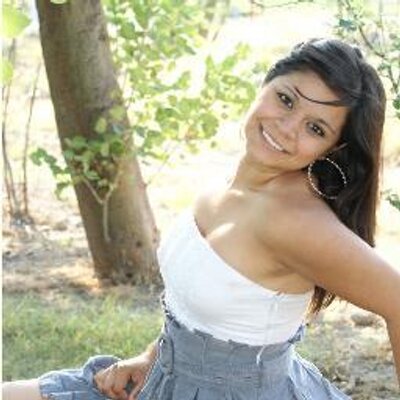 Profile Picture of Clarisa Sanchez (@clarisasanchez9) on Twitter