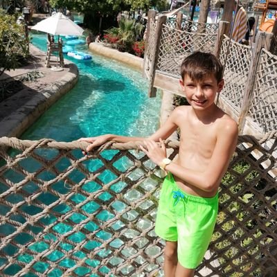 Profile Picture of Alexander Menzel (@AlexanderMenze8) on Twitter