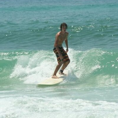 Profile Picture of Ian Manley (@surfpad13) on Twitter