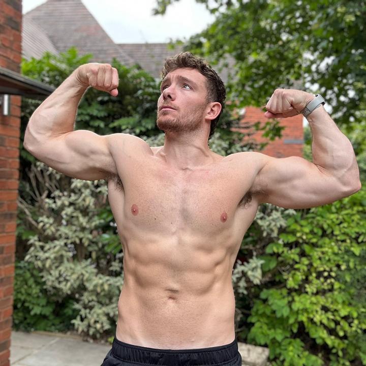Profile Picture of Aaron Martin (@@aaronmartin.fit) on Tiktok